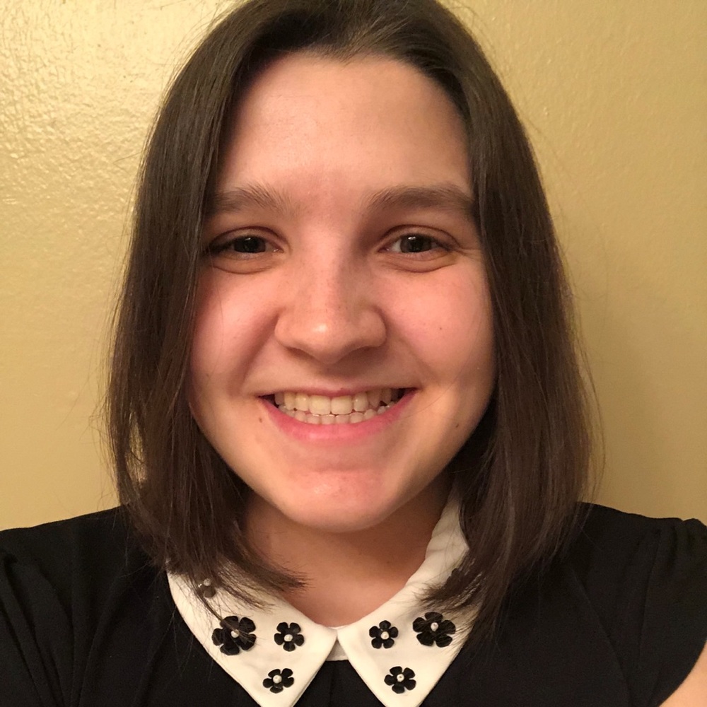 Meet your Posher, Emily